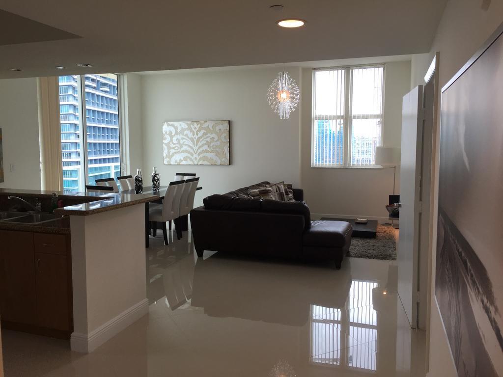Lyx Suites At One Broadway In Brickell Miami Ngoại thất bức ảnh